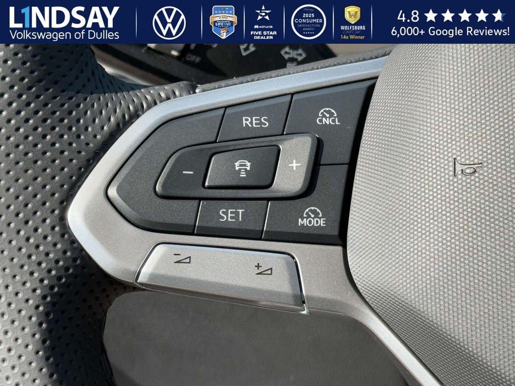new 2025 Volkswagen Tiguan car, priced at $36,895