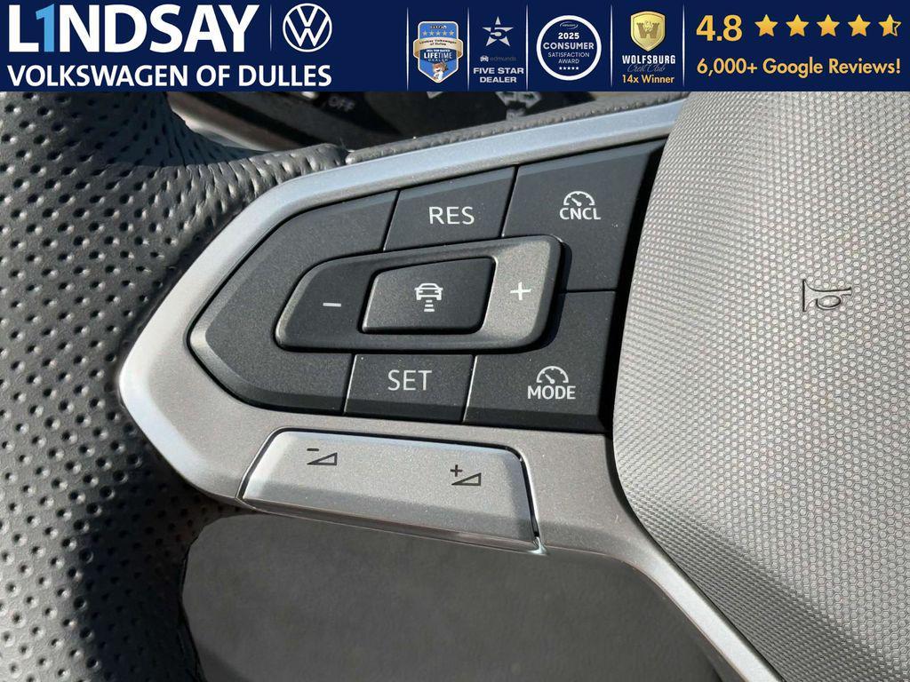 new 2025 Volkswagen Tiguan car, priced at $36,895