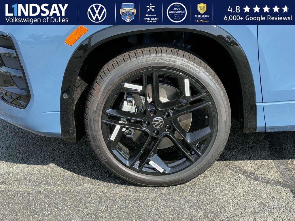 new 2025 Volkswagen Tiguan car, priced at $36,895