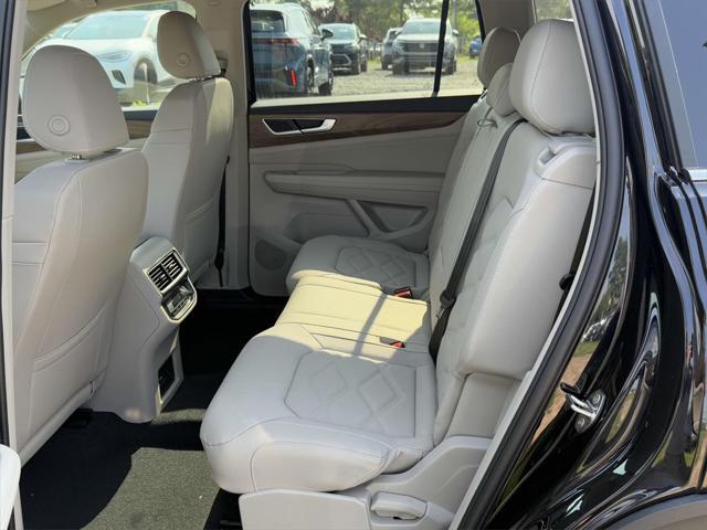 new 2025 Volkswagen Atlas car, priced at $38,348