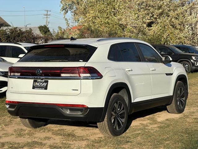 new 2025 Volkswagen Atlas Cross Sport car, priced at $38,142