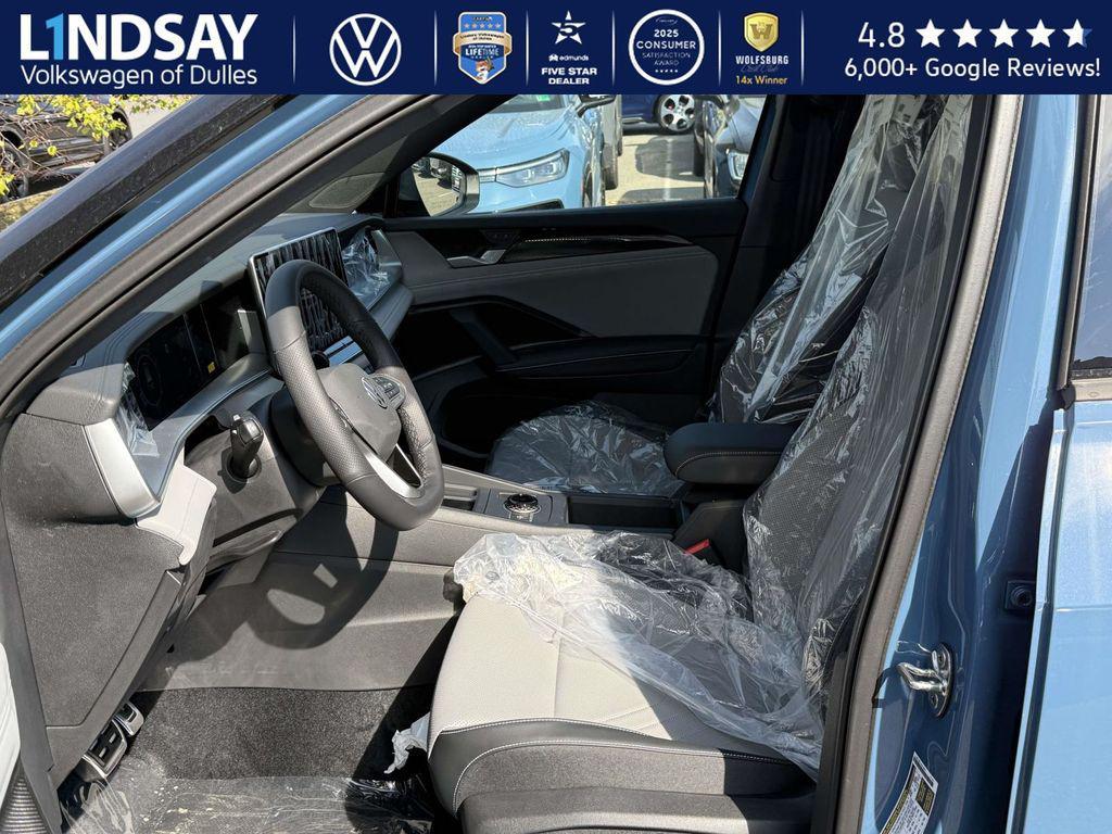 new 2025 Volkswagen Tiguan car, priced at $37,621
