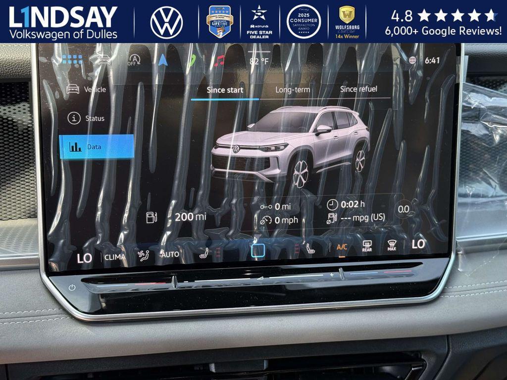 new 2025 Volkswagen Tiguan car, priced at $37,621