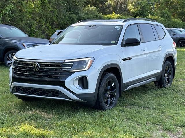 new 2024 Volkswagen Atlas car, priced at $44,691