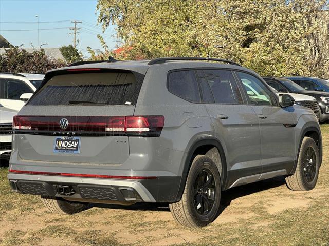 new 2025 Volkswagen Atlas car, priced at $46,401