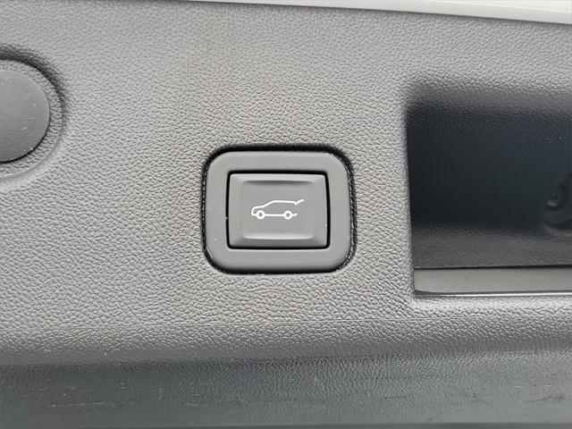 used 2023 Chevrolet Equinox car, priced at $22,500