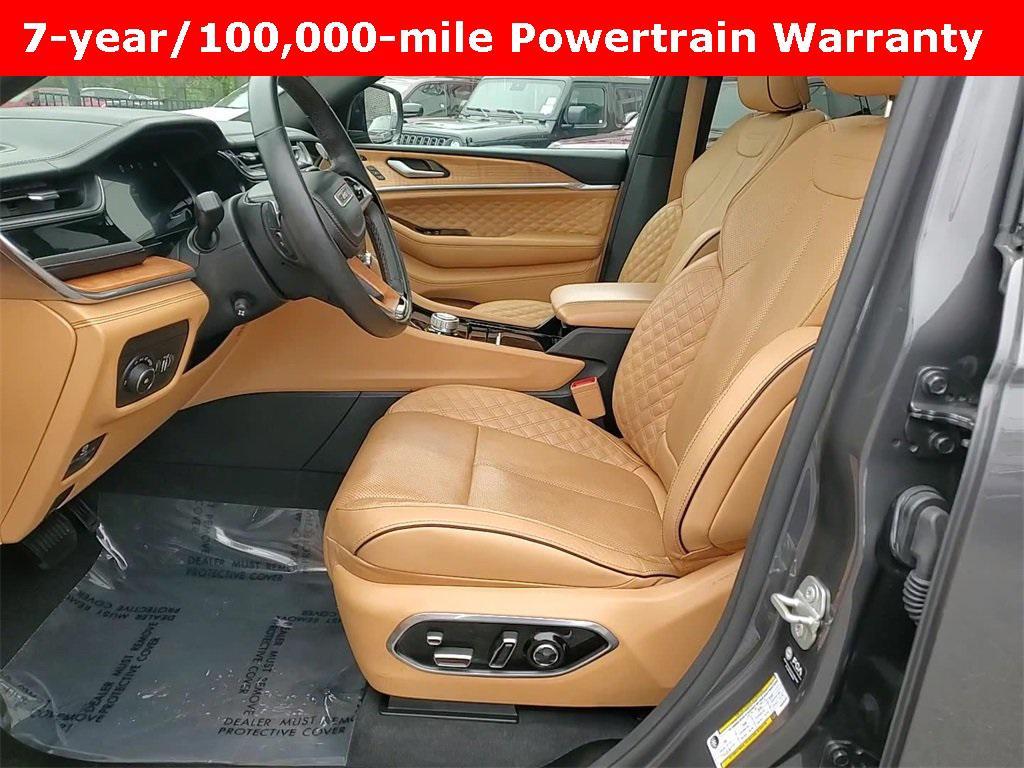 used 2024 Jeep Grand Cherokee car, priced at $43,500