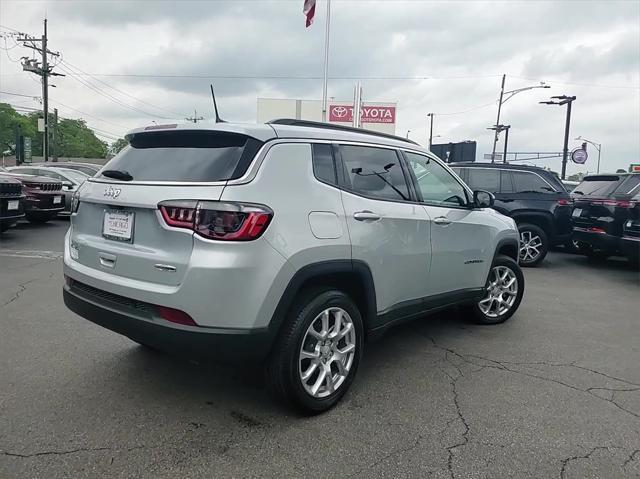 new 2024 Jeep Compass car, priced at $23,851