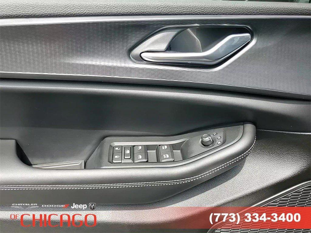new 2025 Jeep Grand Cherokee car, priced at $36,449