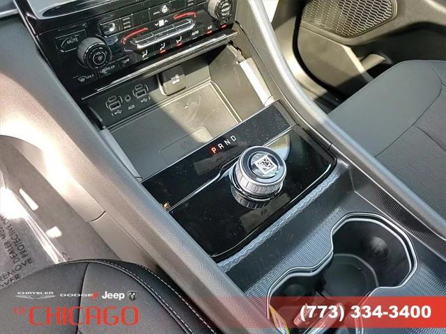 new 2025 Jeep Grand Cherokee car, priced at $37,272