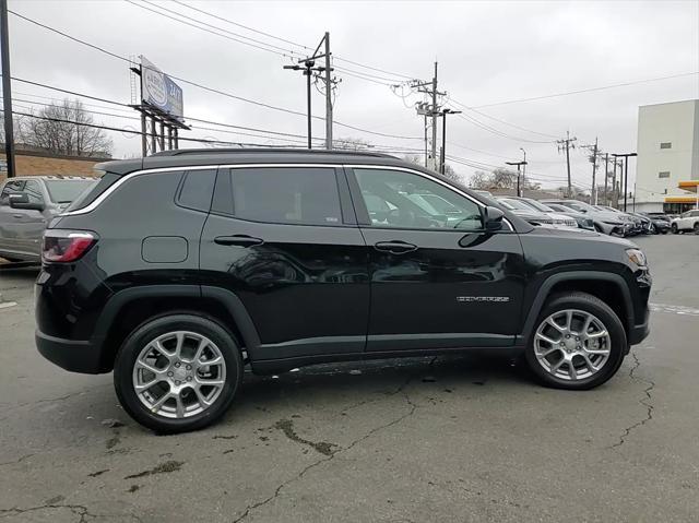 new 2024 Jeep Compass car, priced at $22,950