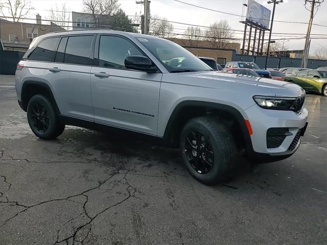 new 2025 Jeep Grand Cherokee car, priced at $38,551