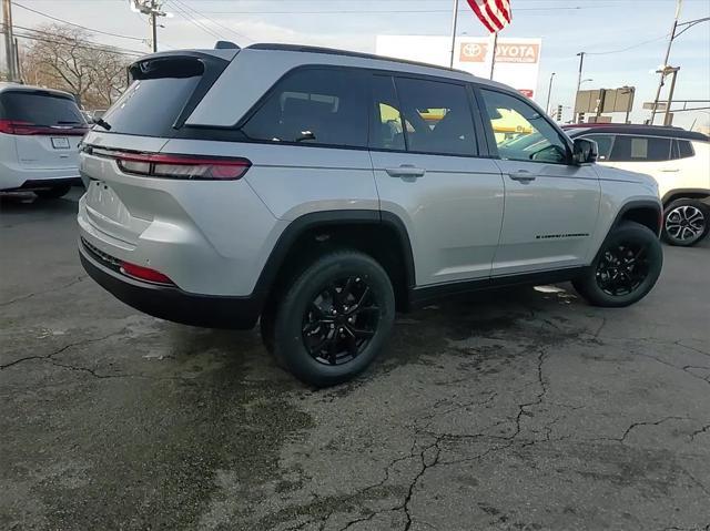 new 2025 Jeep Grand Cherokee car, priced at $38,551