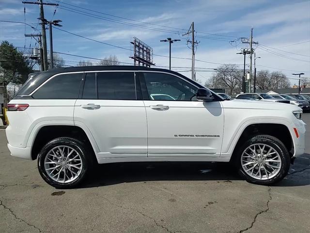 new 2025 Jeep Grand Cherokee car, priced at $48,888
