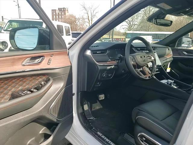 new 2025 Jeep Grand Cherokee car, priced at $48,888