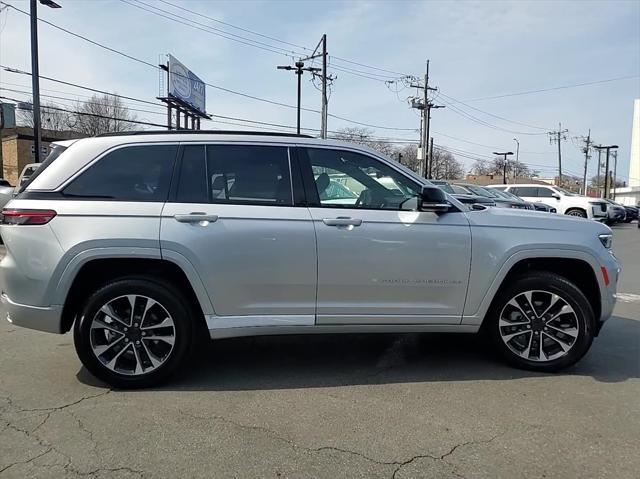 new 2024 Jeep Grand Cherokee car, priced at $49,357