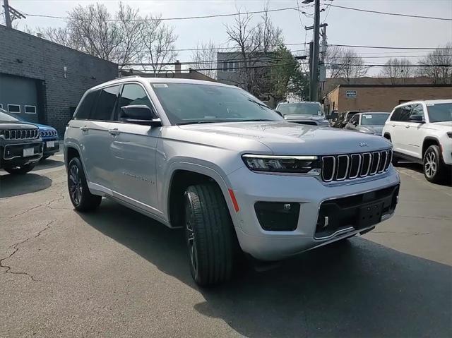 new 2024 Jeep Grand Cherokee car, priced at $49,357