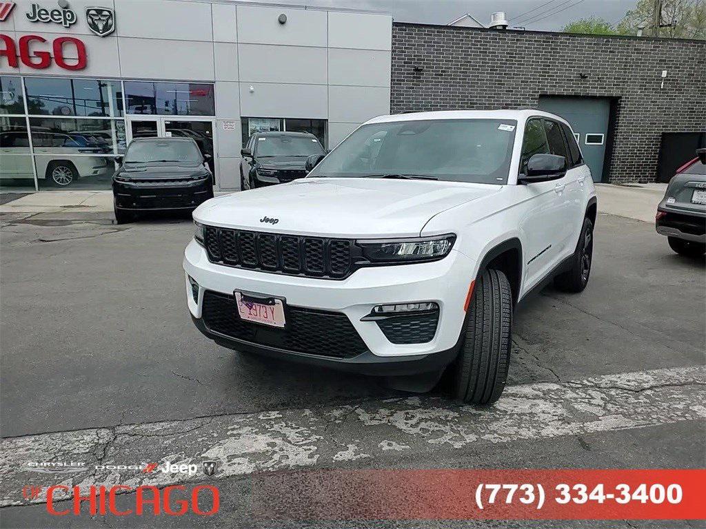new 2025 Jeep Grand Cherokee car, priced at $38,593