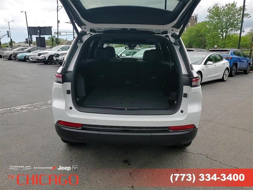 new 2025 Jeep Grand Cherokee car, priced at $38,593