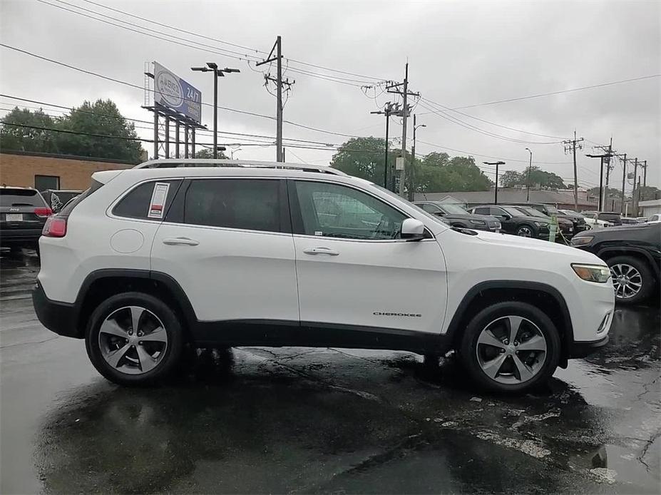 used 2020 Jeep Cherokee car, priced at $21,995