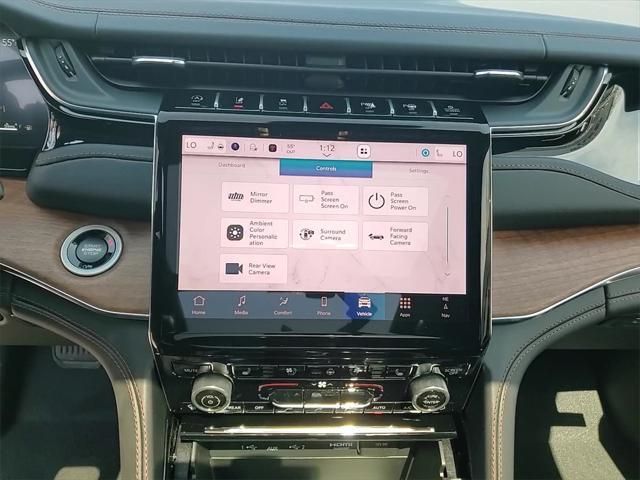 new 2025 Jeep Grand Cherokee car, priced at $59,070