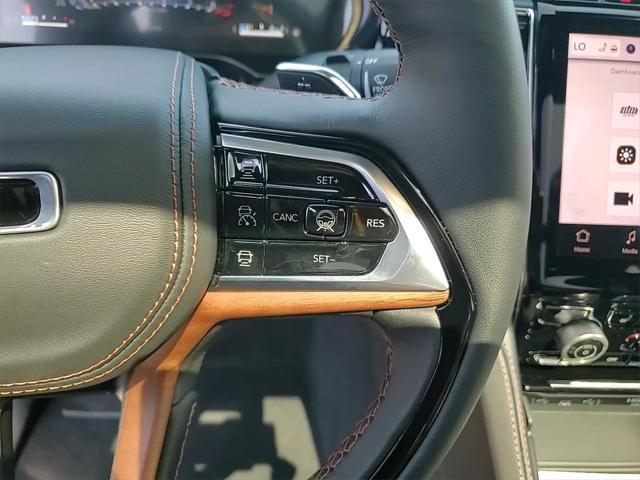 new 2025 Jeep Grand Cherokee car, priced at $59,070