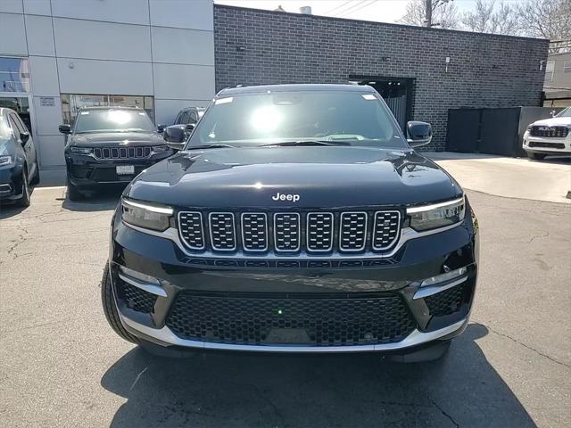 new 2025 Jeep Grand Cherokee car, priced at $59,070