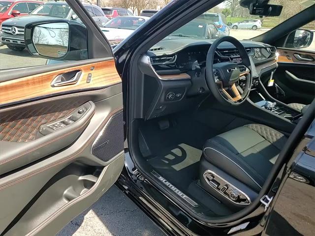 new 2025 Jeep Grand Cherokee car, priced at $59,070