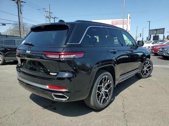 new 2025 Jeep Grand Cherokee car, priced at $59,070