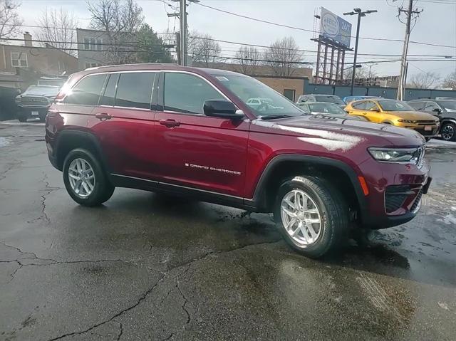 new 2025 Jeep Grand Cherokee car, priced at $34,795