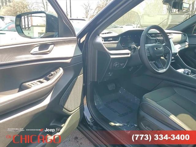 new 2025 Jeep Grand Cherokee car, priced at $36,808
