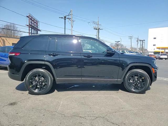 new 2025 Jeep Grand Cherokee car, priced at $40,710
