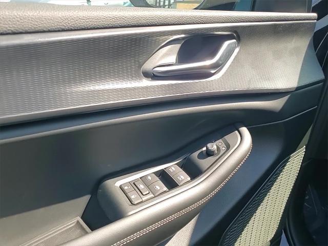 new 2025 Jeep Grand Cherokee car, priced at $40,710