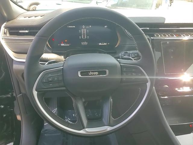 new 2025 Jeep Grand Cherokee car, priced at $40,710