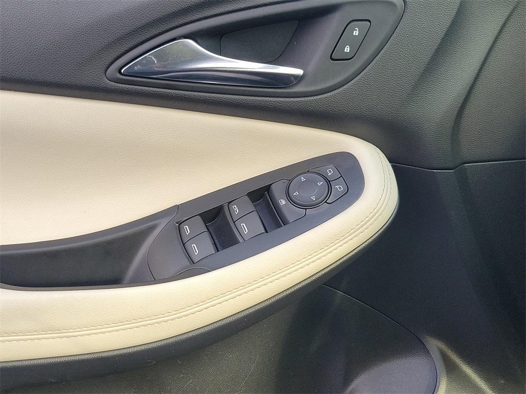 used 2023 Buick Encore GX car, priced at $21,000