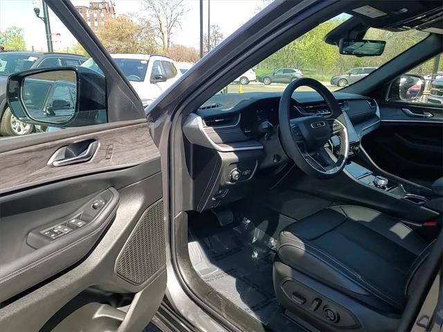 new 2024 Jeep Grand Cherokee car, priced at $39,744