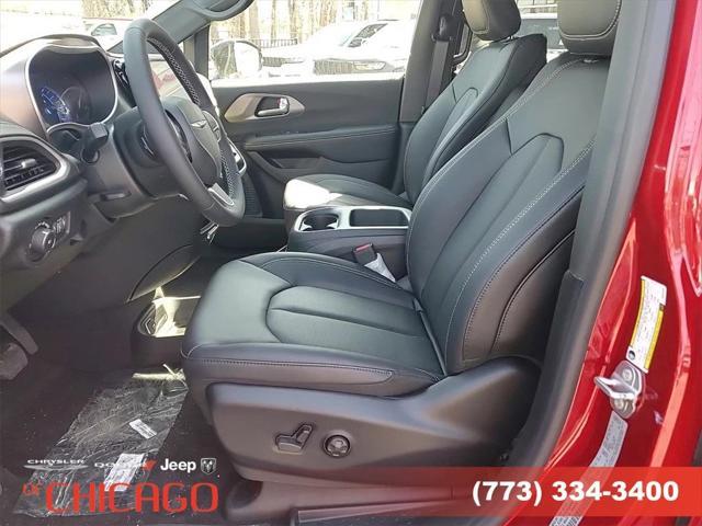 new 2025 Chrysler Pacifica Hybrid car, priced at $36,296