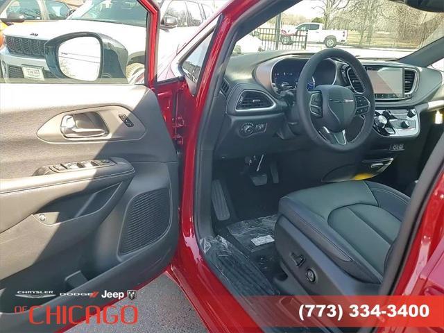 new 2025 Chrysler Pacifica Hybrid car, priced at $36,296