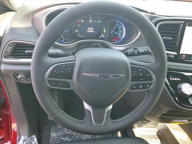 new 2025 Chrysler Pacifica Hybrid car, priced at $35,245