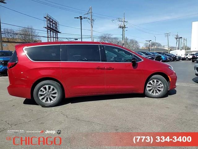 new 2025 Chrysler Pacifica Hybrid car, priced at $36,296