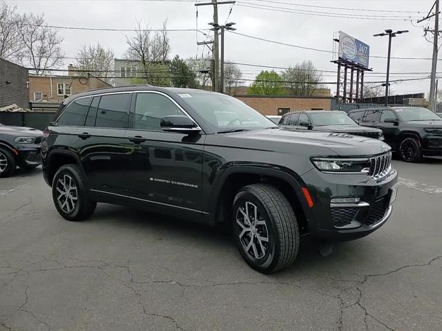 new 2024 Jeep Grand Cherokee car, priced at $42,760