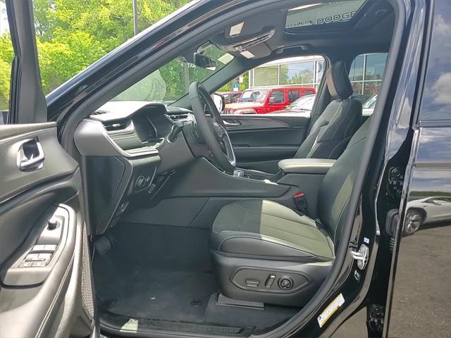 new 2025 Jeep Grand Cherokee L car, priced at $43,322