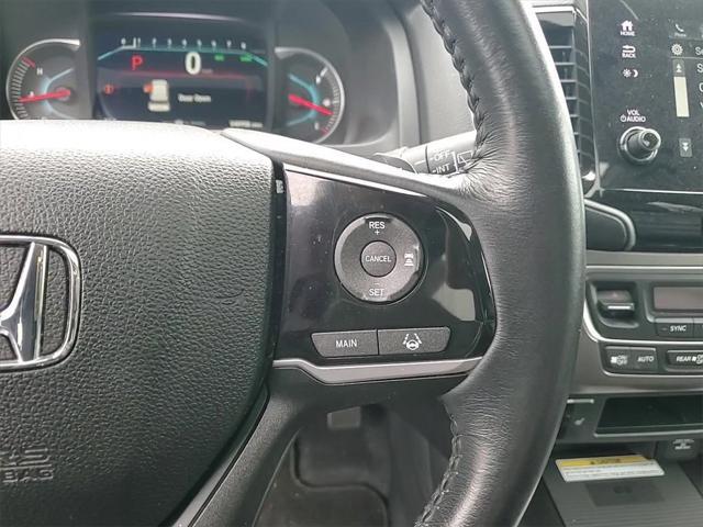 used 2022 Honda Pilot car, priced at $30,450
