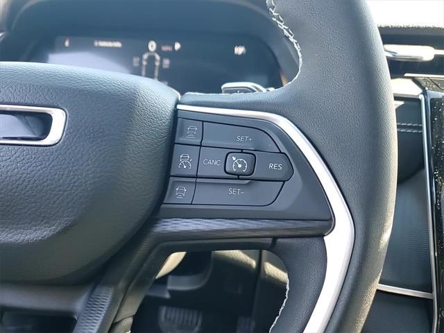 new 2025 Jeep Grand Cherokee L car, priced at $40,104