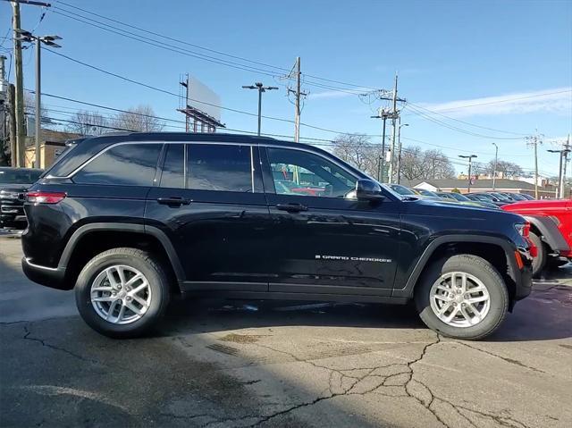 new 2025 Jeep Grand Cherokee car, priced at $36,995