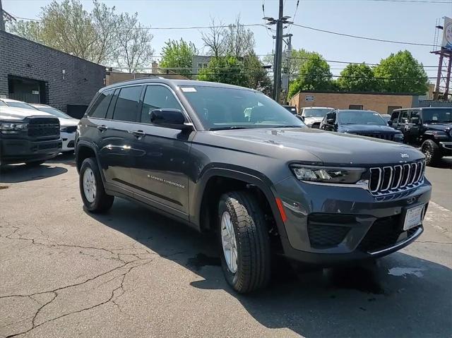 new 2024 Jeep Grand Cherokee car, priced at $30,721