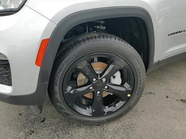 new 2025 Jeep Grand Cherokee car, priced at $44,791