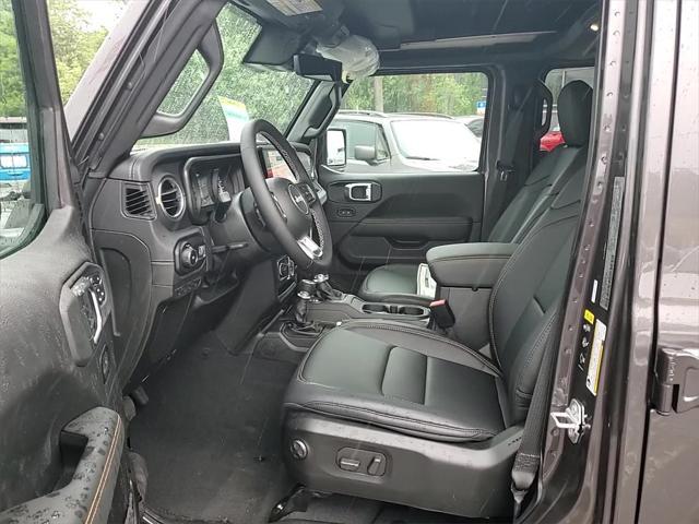 new 2025 Jeep Wrangler car, priced at $53,647