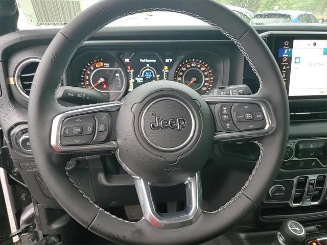new 2025 Jeep Wrangler car, priced at $53,647