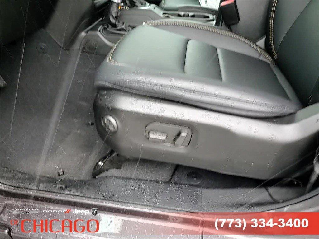 new 2025 Jeep Wrangler car, priced at $50,662